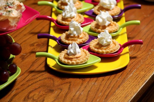 mini-no-bake-pumpkin-pies-around-my-family-table