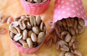 homemade spicy peanuts