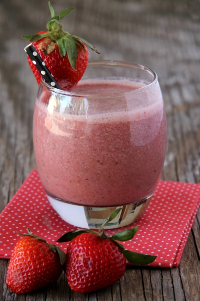 Fresh Strawberry Smoothies - Around My Family Table