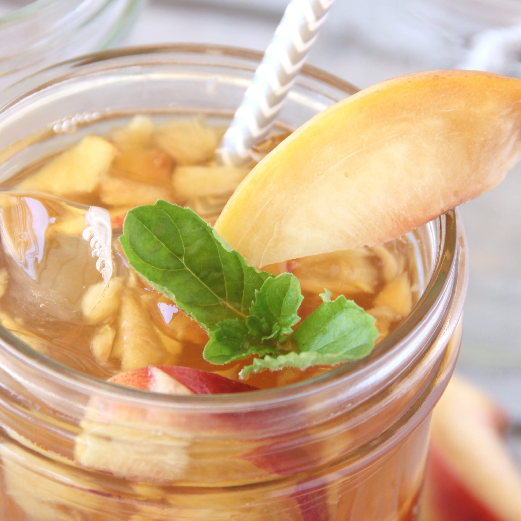 Sweet Peach Iced Tea - Erren's Kitchen