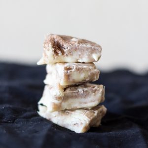 This white chocolate Snickerdoodle Fudge will have you comin' back for more and more.