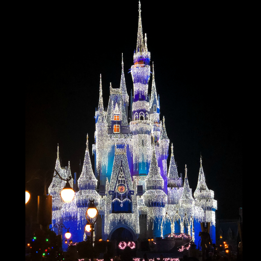 15 Ways to Celebrate the Holidays at Walt Disney World - Around My ...